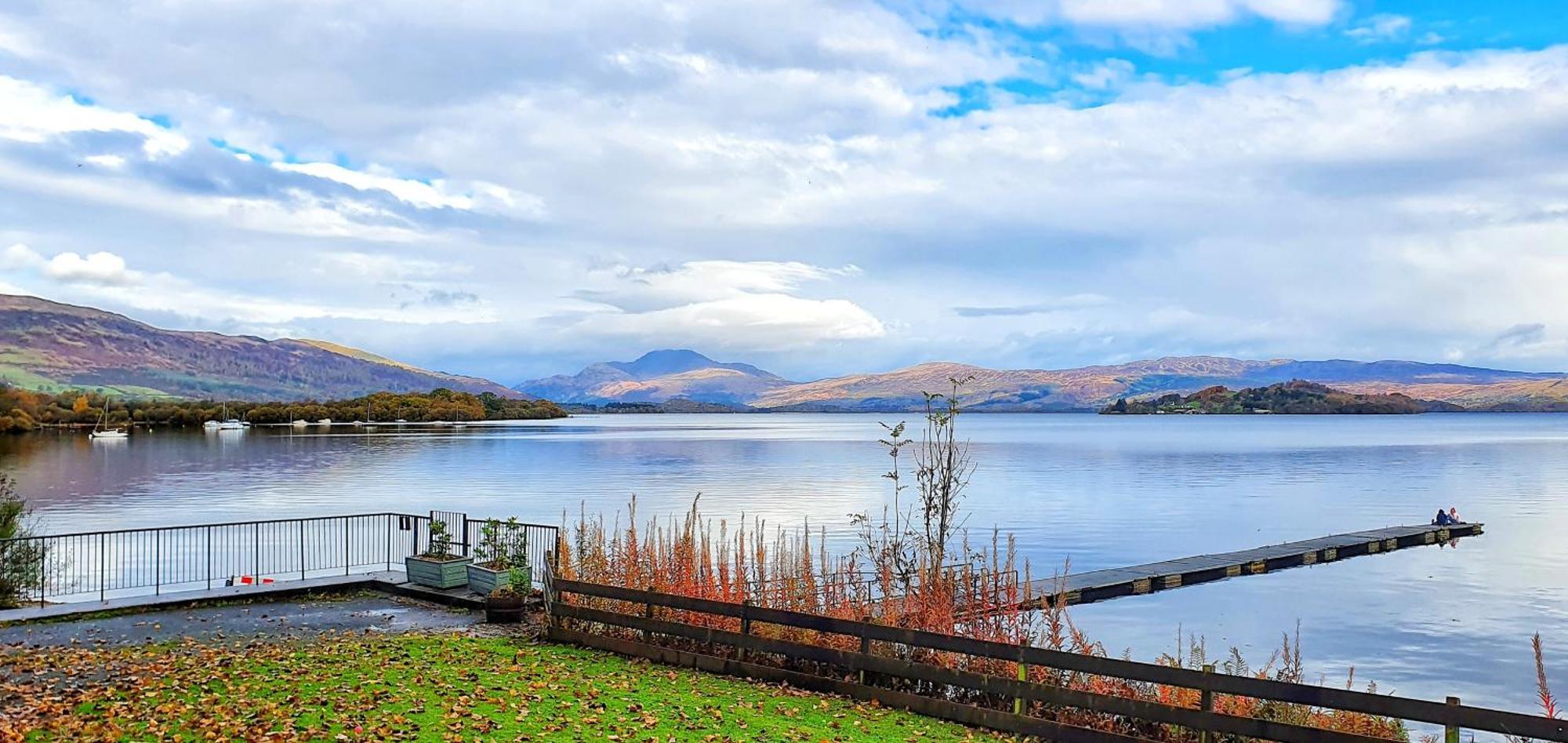 Skyline Lodge Loch Lomond Castle Lodges Balloch Exteriör bild